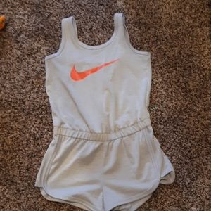 Nike 2t romper